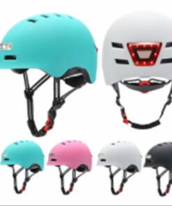 Helmet with tail light, Size : S.M.L