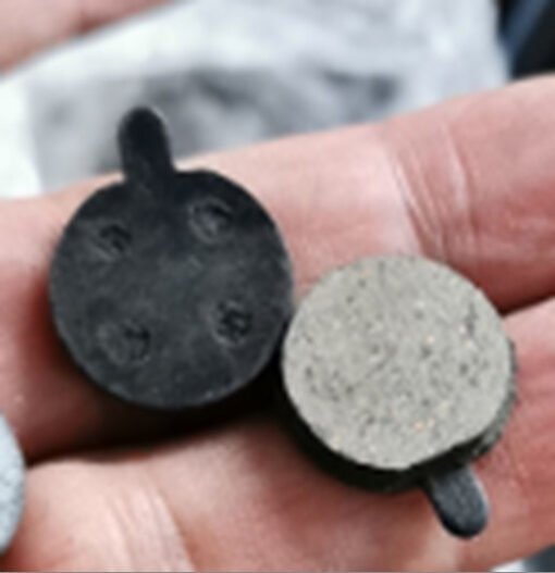 Jak Brake pads It's sold by pair model: SPIDER II