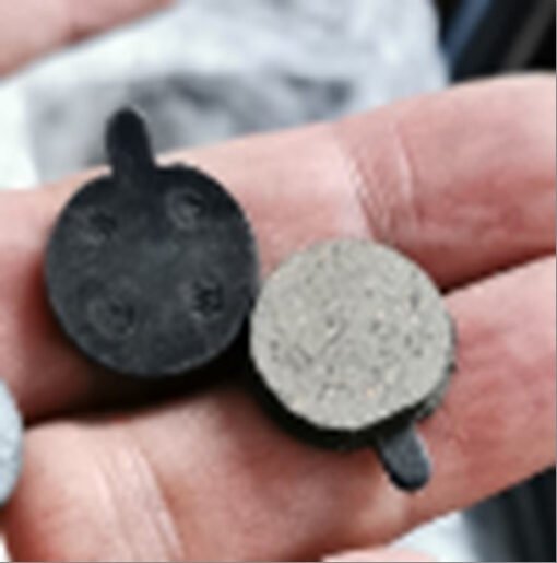 Jak Brake pads It's sold by pair model: ULTRA